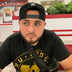 Meet your Posher, Jonathan